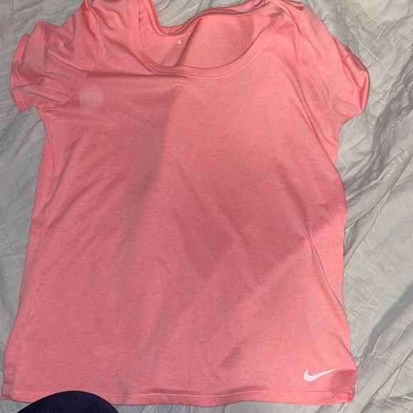 Nike Tops - Nike shirt. Peach. Dry fit